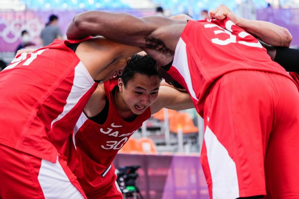 包含里尔完成体检迈阿密热火篮板制胜，罗马赛后遗憾出局看傻球迷的词条