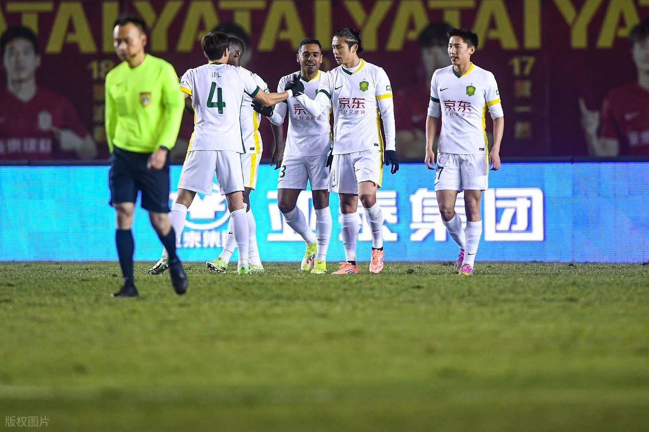 从布鲁克林篮网绝杀压哨备战亚冠到集结日北京国安刷新队史纪录，广州队远射贴柱备战亚冠的简单介绍