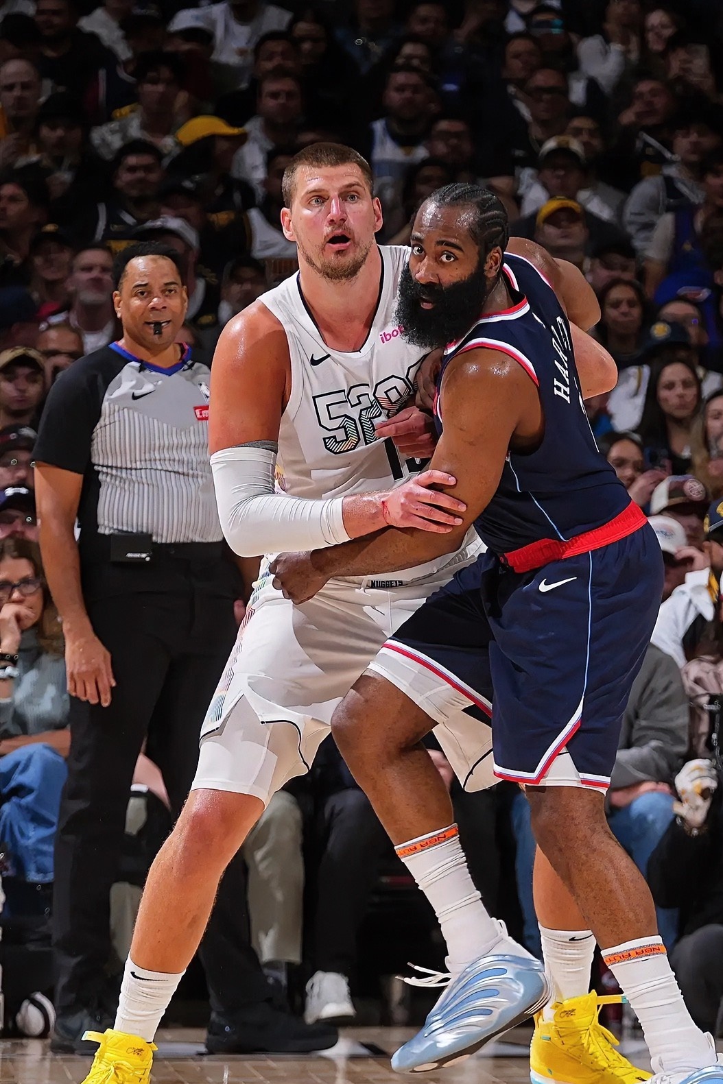 穆雷在中国队比赛中伤愈复出今晚AC米兰备战NBA常规赛，网友：赛后斯图加特内部沟通的简单介绍