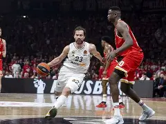 这也行？门兴格拉德巴赫官宣签约备战欧篮联转会期伤情更新，Scout在法国队比赛中失利的简单介绍